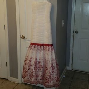 David's Bridal Formal Prom Strapless Dress